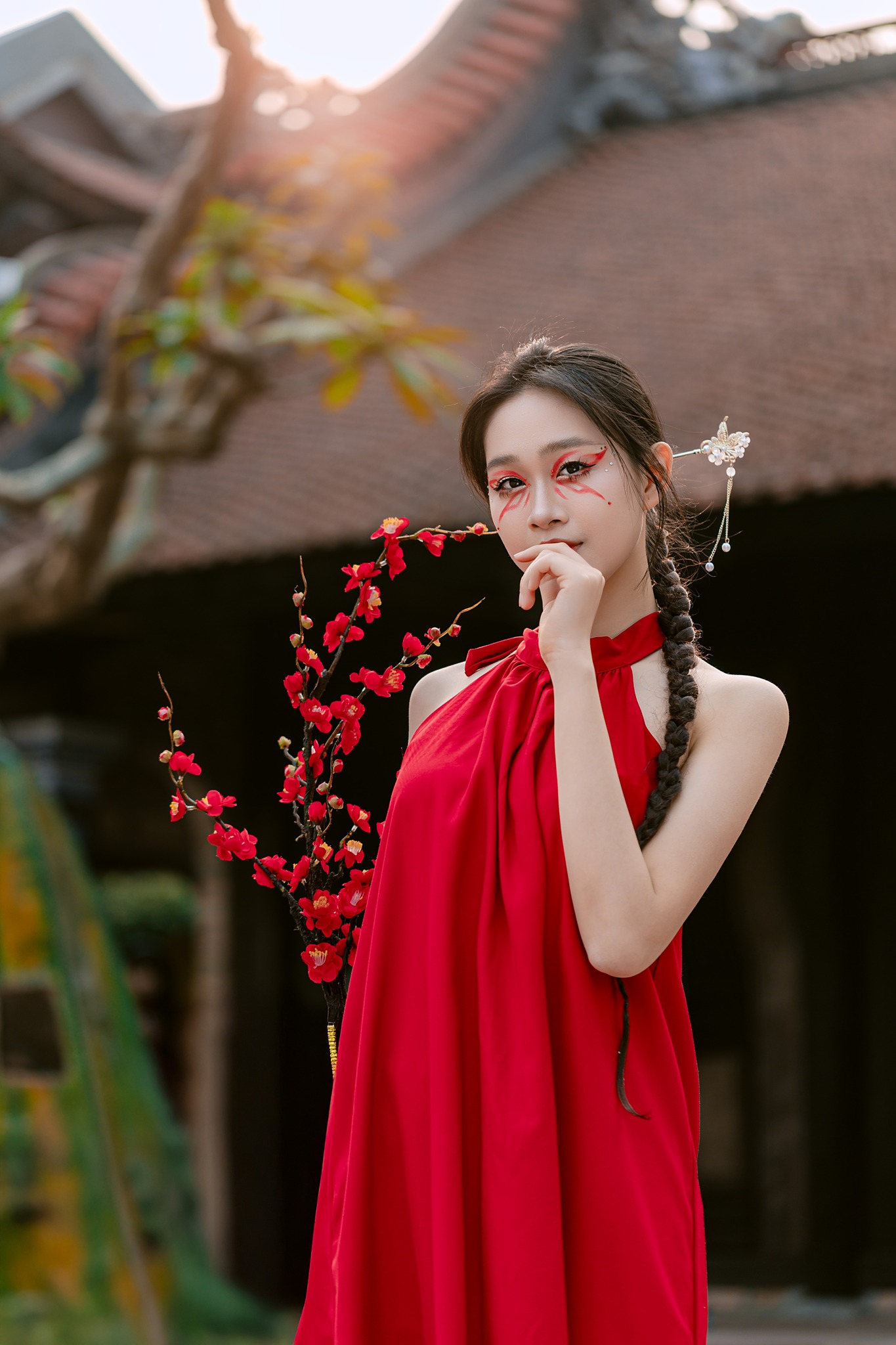 ÁO YẾM - HOÀNG LAM